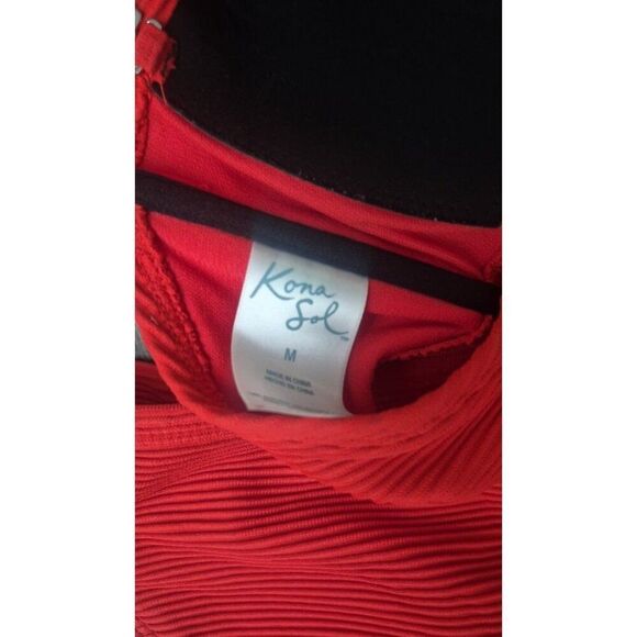 Kona Sol Red Twist Bandeua Ribbed 2pc.Bikini Swimsuit Women's Size Medium - Picture 4 of 4